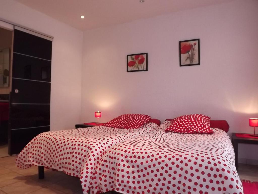 Albon Chambres D'Hotes- Le Pre Aux Anes الغرفة الصورة